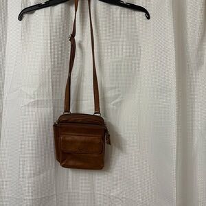Fossil Brown Leather Crossbody Bag with Adjustable Strap